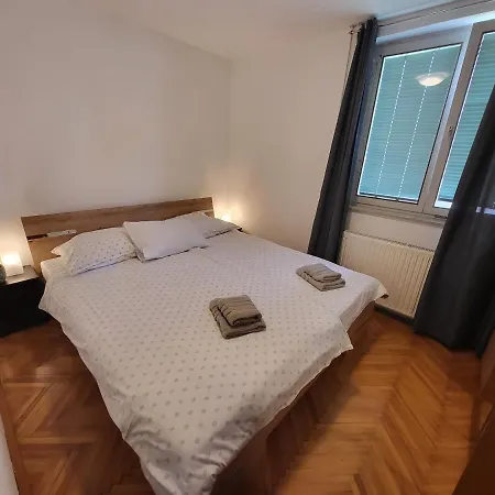 Sava River House -