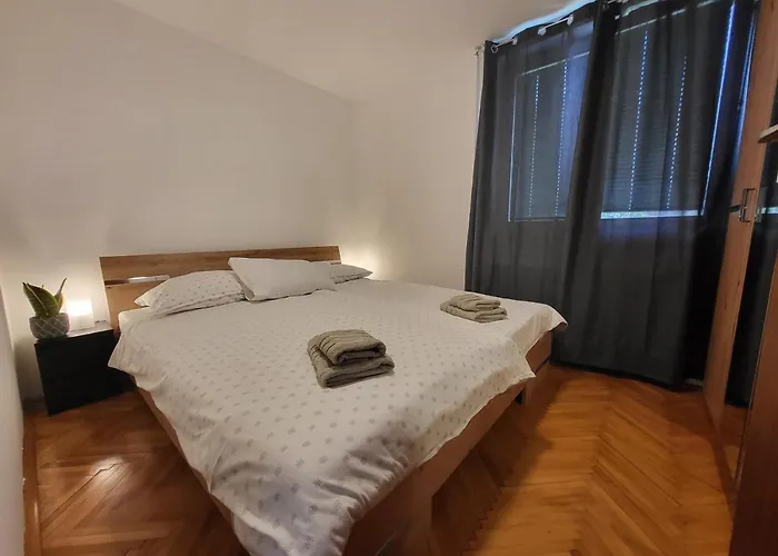 Sava River House - *